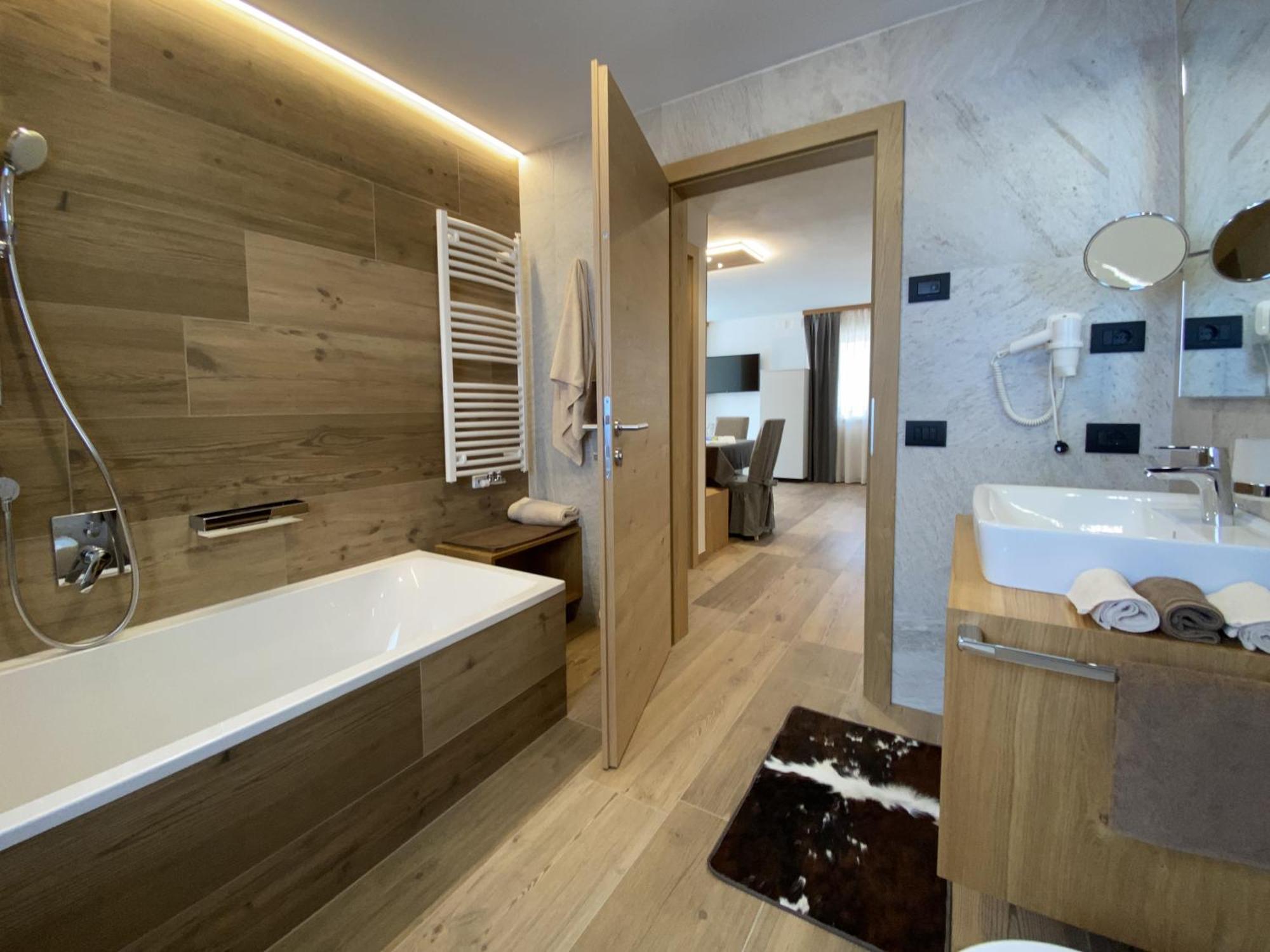 Ciasa Nene Franzl Aparthotel Badia Kültér fotó